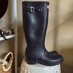 Hunter Boots Dark Purple - EU size 38 (US 7.5)